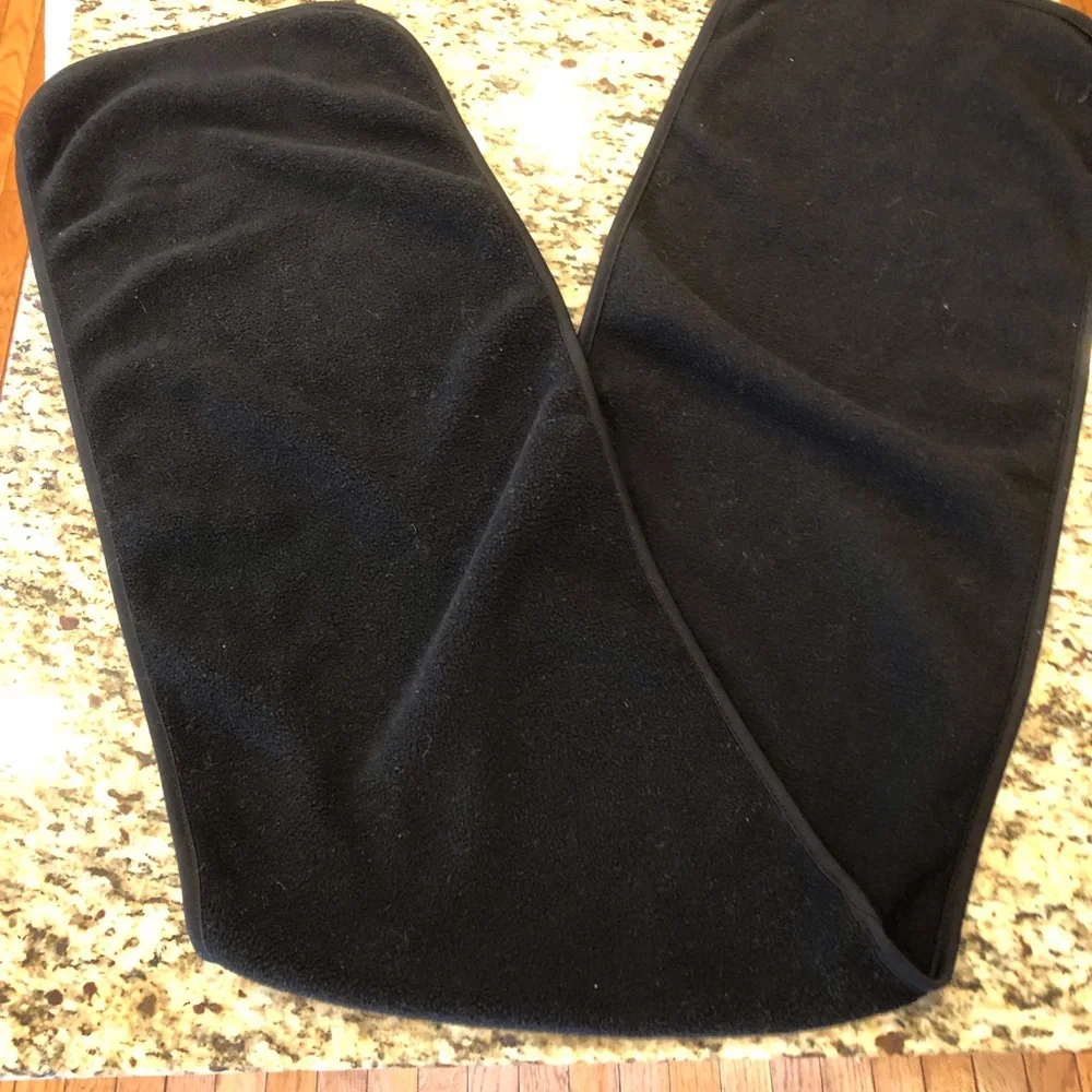 Charter Club Men’s Black Scarf